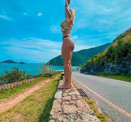 Leticia Ferrazzani model top galerien