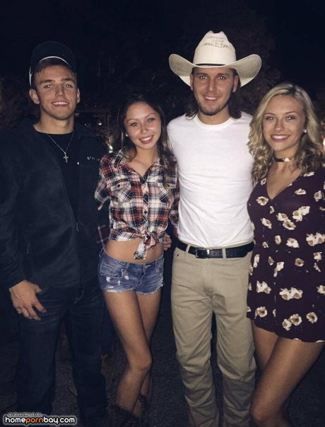 Holly Cloar nacktheit hübsche fotos