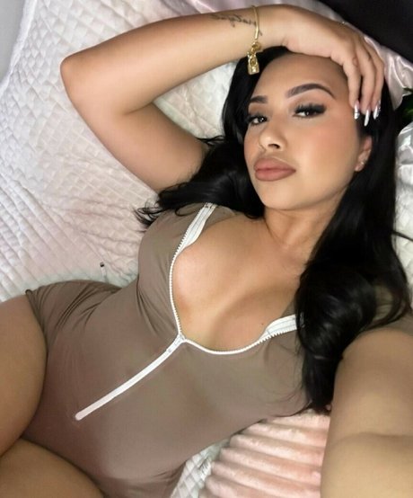 asiatische reife onlyfans porno akt archiv