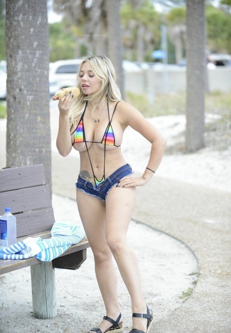 Bella Bunnie Amor erwachsene nacktheit bilder