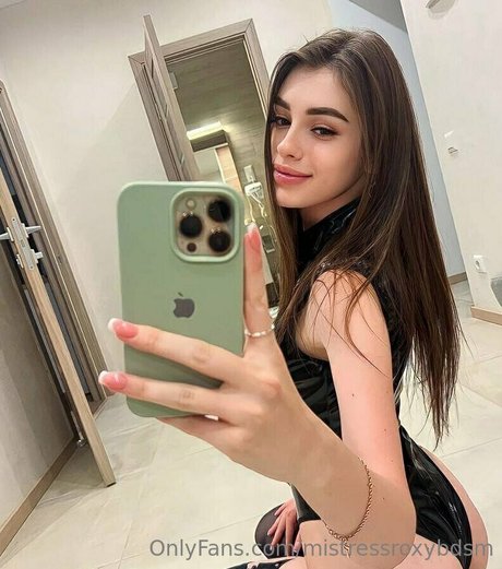 mistressroxybdsm hübsche schöne galerien