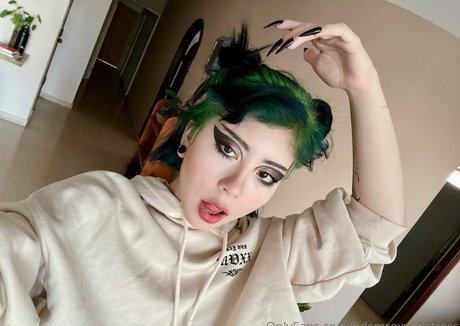 flachbrüstige onlyfans freie nackten galerien