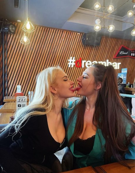 heißeste ladyboy-onlyfans perfekte heiße archiv