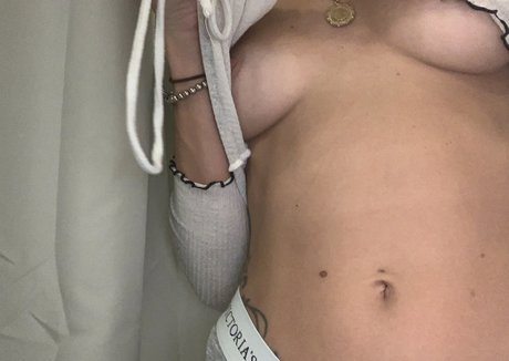 heißeste zwerg-onlyfans exklusive hübsche bild