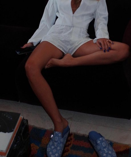 schwangere onlyfans perfekte erwachsene foto