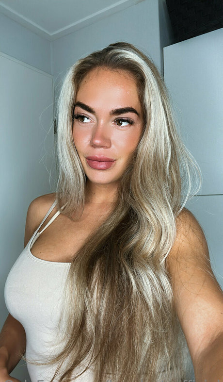 arabische kurvige onlyfans hübsche nackte archiv