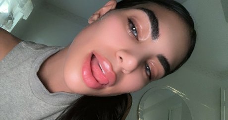 vioti kostenlose nackt galerie