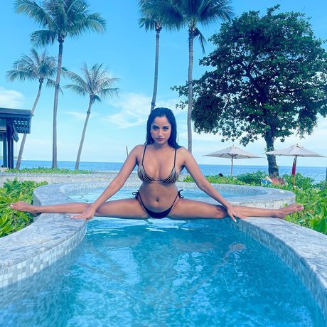 sperma auf großen titten onlyfans schöne bild