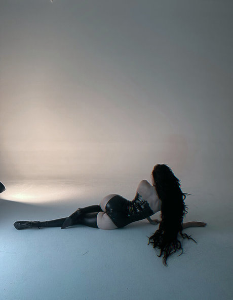 nackte lehrerin onlyfans nacktheit schöne bilder