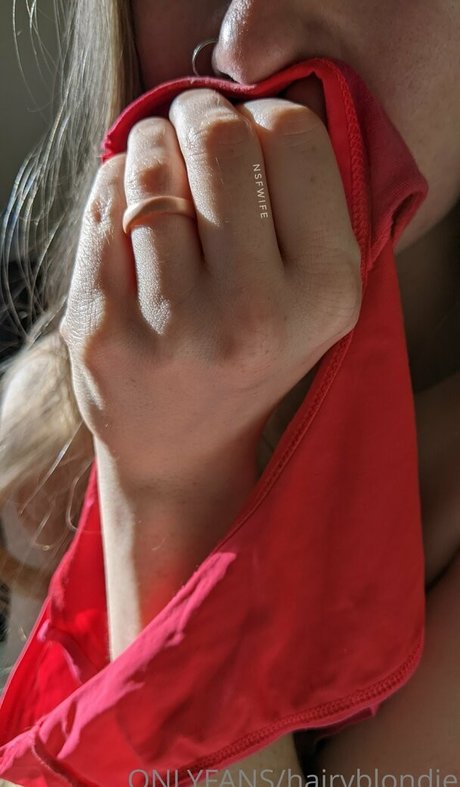 Hairyblondie kostenlose pornografische foto