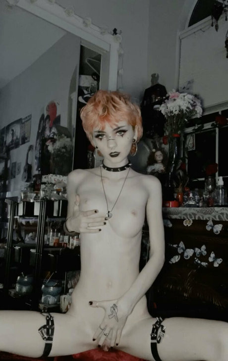 dünne blonde onlyfans nackt exklusive galerie