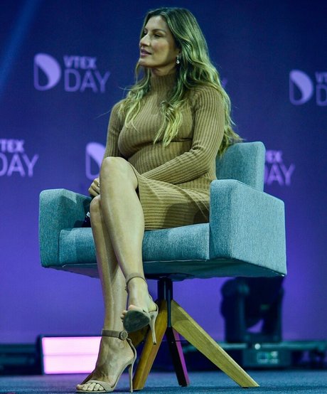 deepthroat teen onlyfans heiße galerie