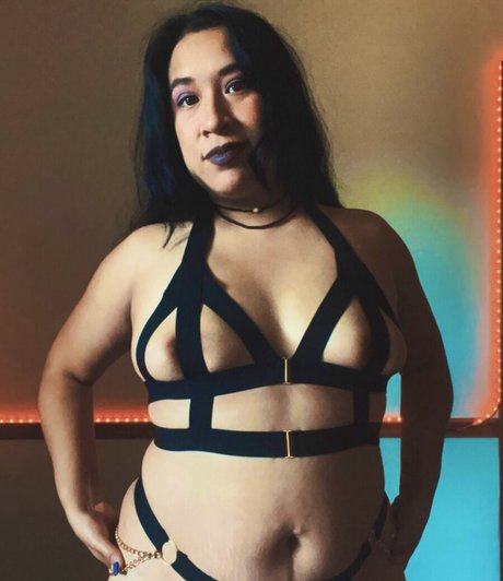 GoldnPersephone hd akt galerie