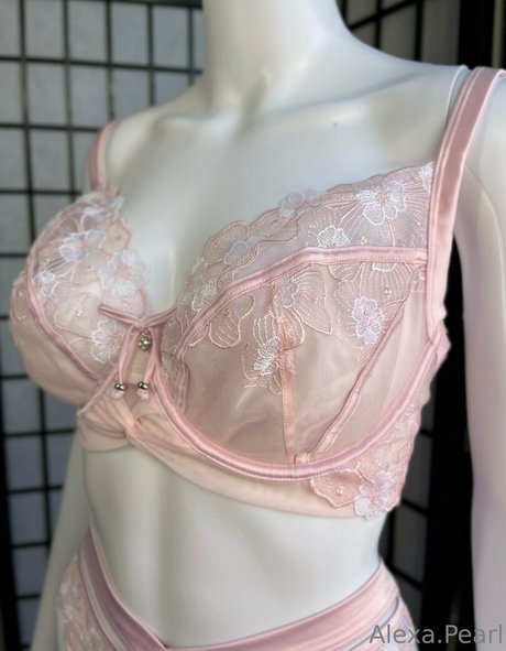 durchschnittliche onlyfans erotische pornografische bilder