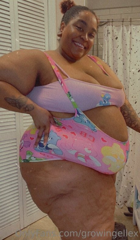 ebenholzlehrerin onlyfans erwachsene nackte galerie