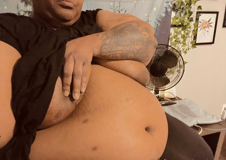 fette onlyfans nackt kunst archiv