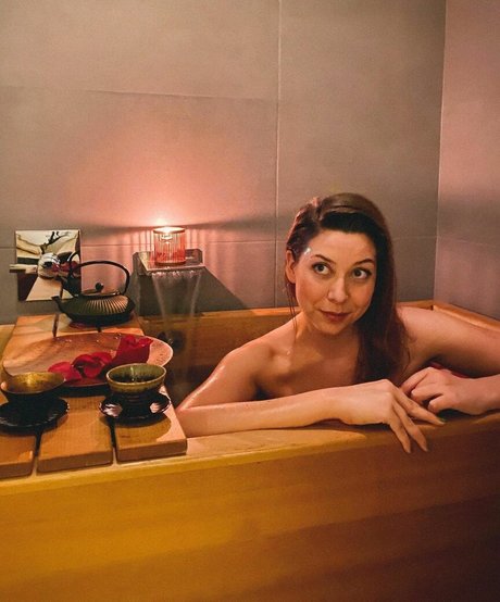 latina-milf-onlyfans kunst erotische foto