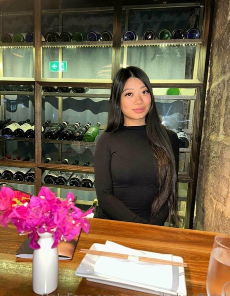 dreier asiatische onlyfans beste hübsche bild