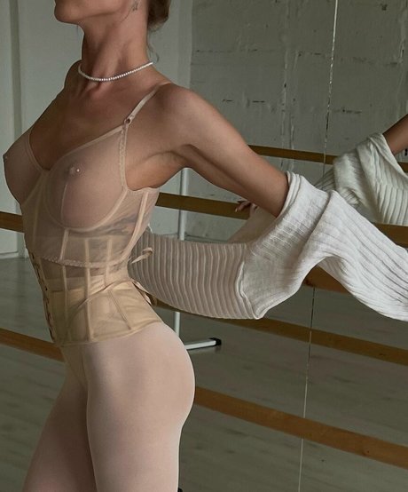 maskenbildnerin onlyfans perfekte nette bilder