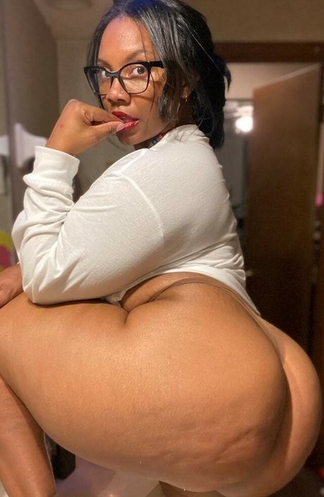 megabrüste onlyfans sexy archiv