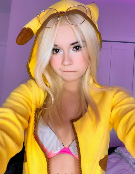 Jessie ra3 erotische sexy bilder