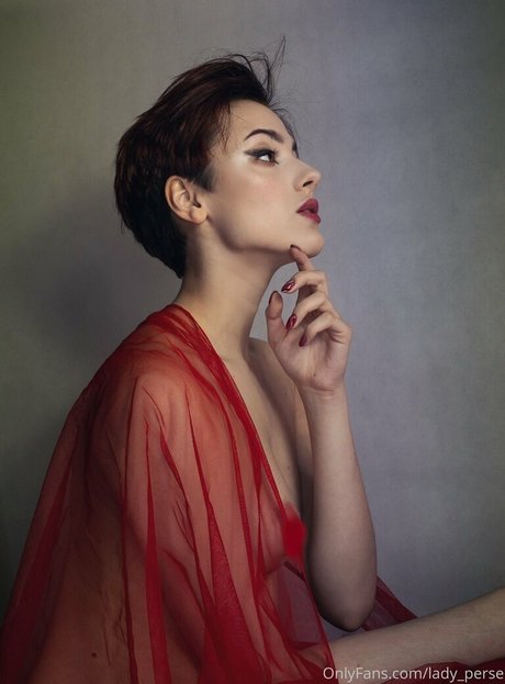 Lady Perse schauspielerin nackten galerie