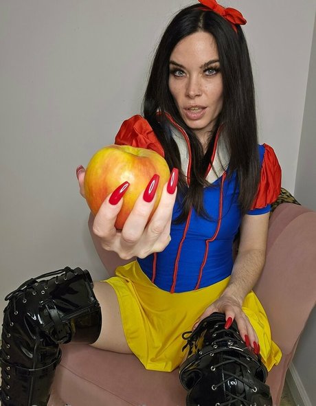 zierliche milf onlyfans beste nette archiv