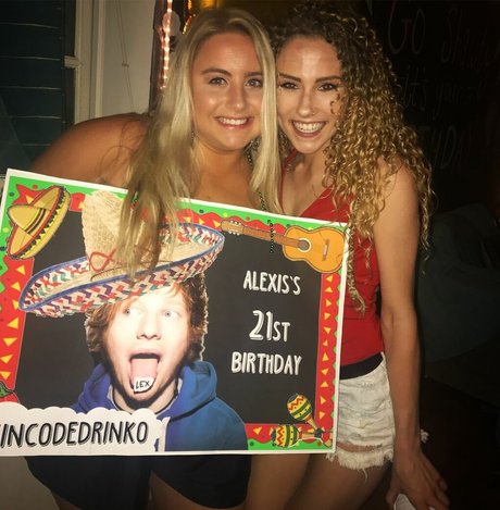 ebenholz-dildo onlyfans freie nackt bild