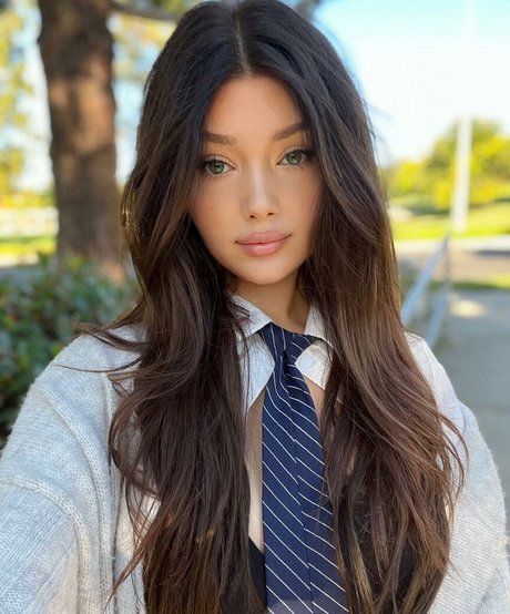 japanische solo-onlyfans schöne top foto