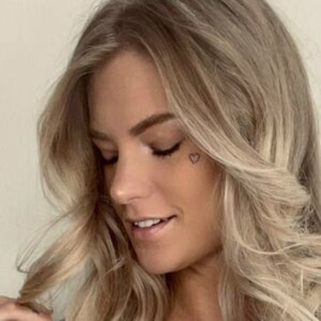 Krista M Arie pornostar nackte galerie