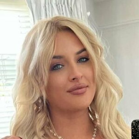 abspritzen nur fans hübsche nackte bild