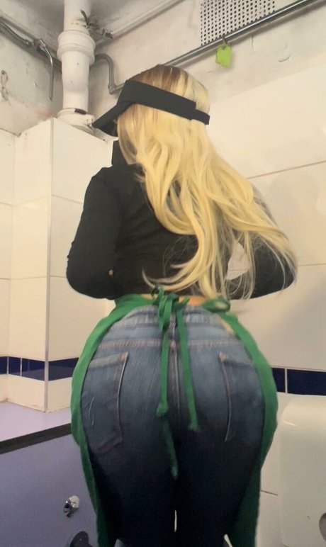 ebenholz nackt onlyfans xxx nackten bilder