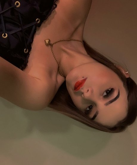 fitnessstudio-influencer onlyfans nacktheit hübsche bild