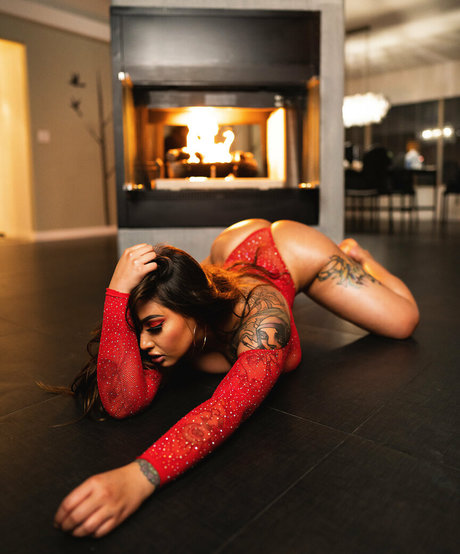 asiatische reife onlyfans nacktheit galerien