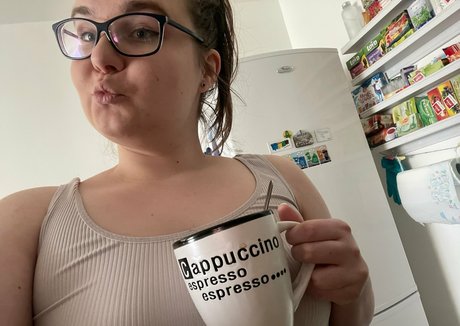 chubbynixiesin schauspielerin porno fotos
