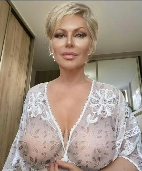 Cheri vi schöne nackte galerie