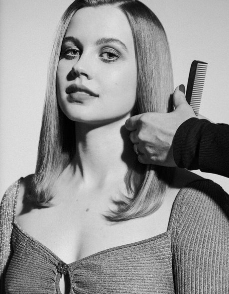 Angourie Rice pornostar nackten bild