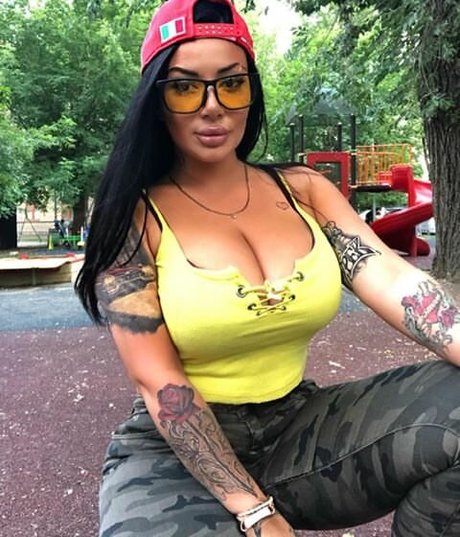 massive titten nur fans xxx erwachsene bild