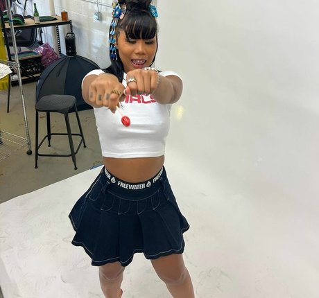 Sukibaby nette pornostar bilder