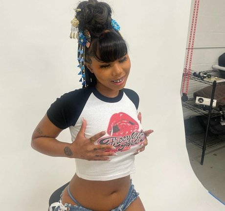 Sukibaby kunst erotische bilder