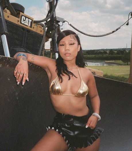 Sukibaby kostenlose pornostar fotos