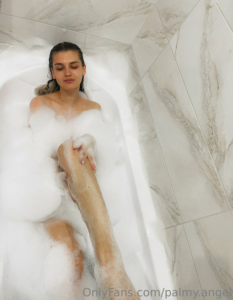 palmy angel schauspielerin heiße galerien