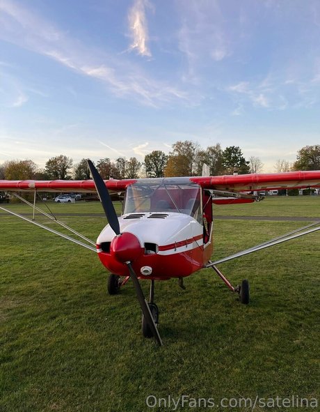 satelina heiße pornostar foto