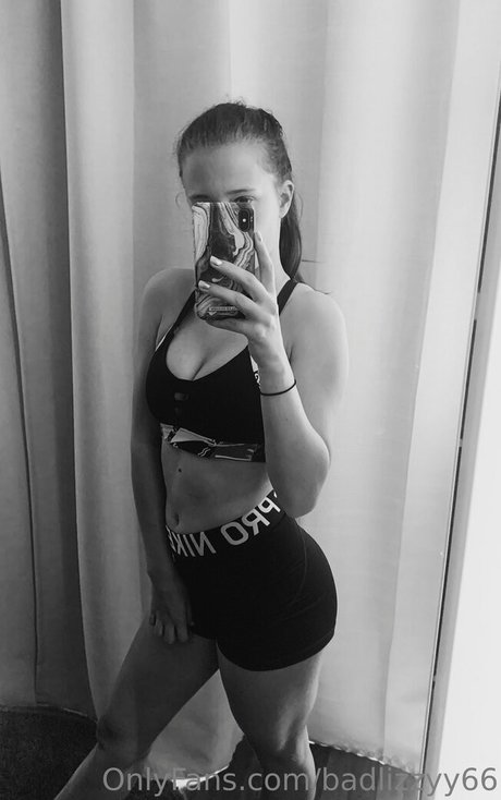 badlizzyy66 hübsche schöne foto