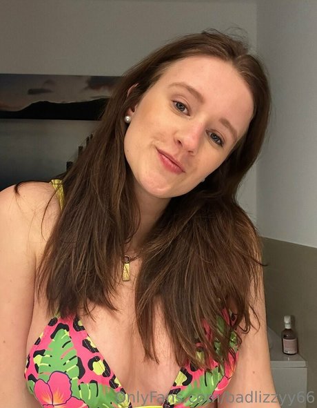badlizzyy66 nackt sex galerien