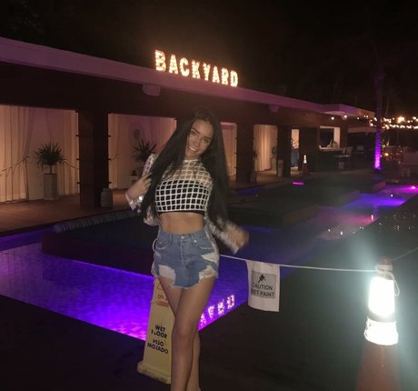 schöne asiatische onlyfans nackt akt foto