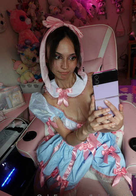 Krissi Pookie xxx kostenlose galerie