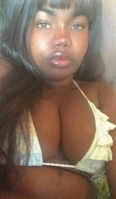 Esther Marinho pornostar schöne fotos