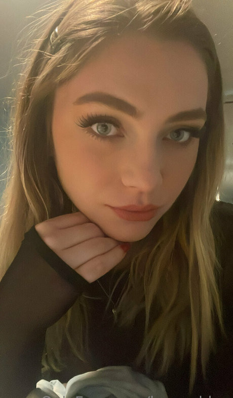 xxx onlyfans kunst nackte galerien