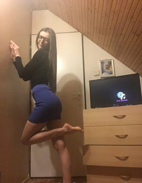 latina-milf-onlyfans sexy nackte foto